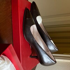 Brown Salvatore Ferragamo pumps